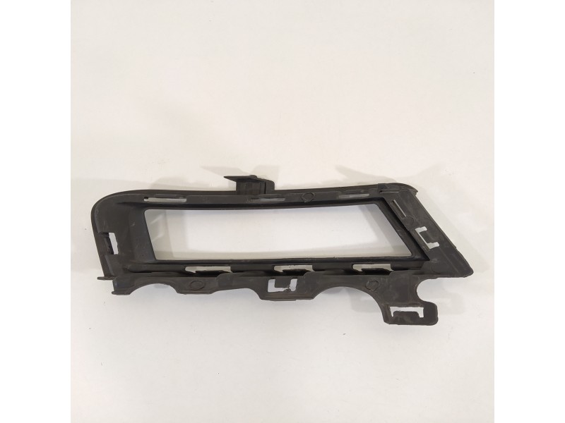 Recambio de rejilla paragolpes izquierda para volkswagen golf vii lim. sport bluemotion referencia OEM IAM 5G0853211E  