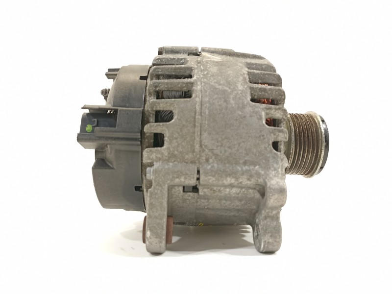 Recambio de alternador para volkswagen caddy ka/kb (2c) comfortline bluemotion referencia OEM IAM 03L903024M  