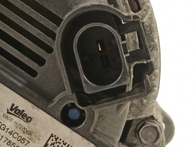 Recambio de alternador para volkswagen caddy ka/kb (2c) comfortline bluemotion referencia OEM IAM 03L903024M  