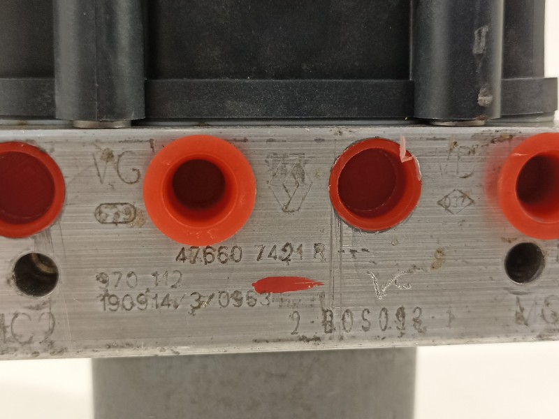 Recambio de abs para renault clio v intens referencia OEM IAM 476607521R  