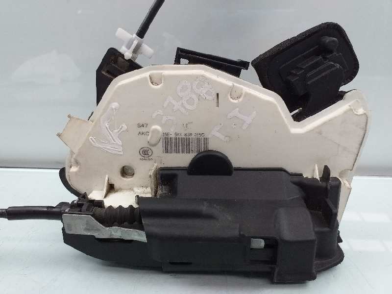 Recambio de cerradura puerta trasera izquierda para volkswagen golf vii lim. edition bluemotion referencia OEM IAM 5K4839015Q  