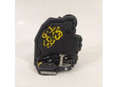 Recambio de cerradura puerta trasera derecha para toyota auris hybrid active business plus referencia OEM IAM   