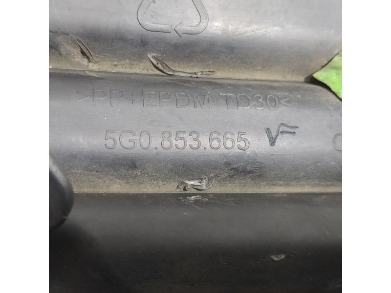 Recambio de rejilla paragolpes izquierda para volkswagen golf vii lim. sport bluemotion referencia OEM IAM 5G0853665  