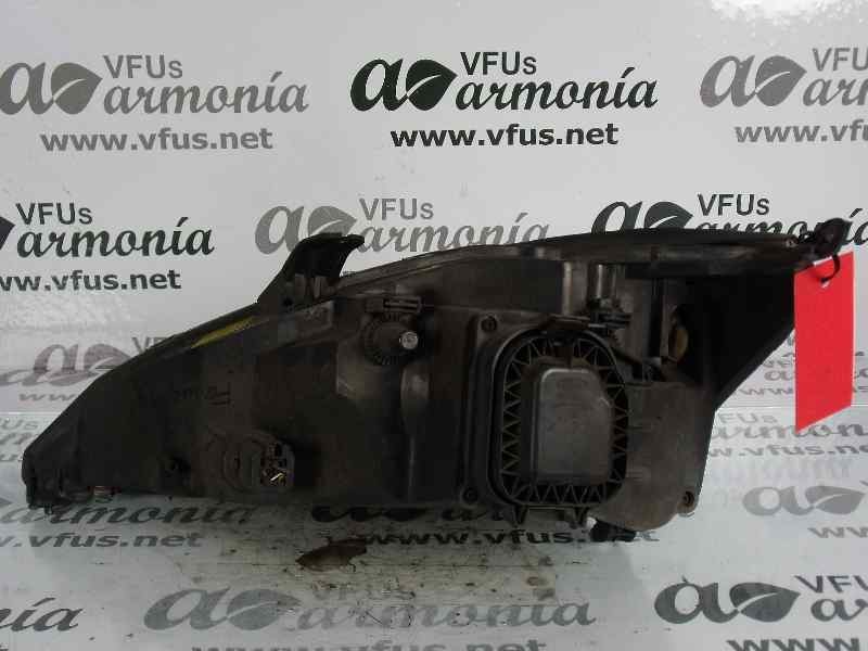 Recambio de faro derecho para ford focus berlina (cak) referencia OEM IAM 1M5113005  