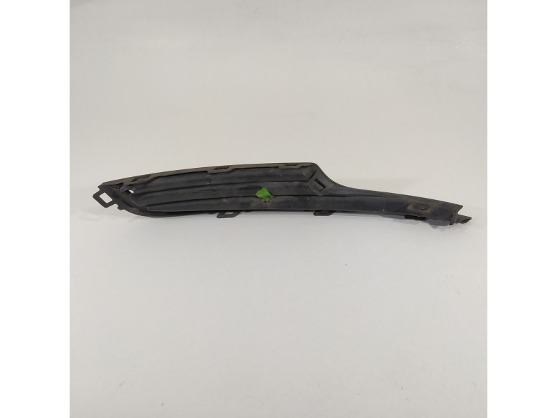 Recambio de rejilla paragolpes izquierda para volkswagen golf vii lim. sport bluemotion referencia OEM IAM 5G0853665  