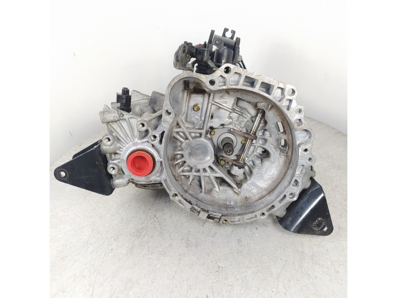 Recambio de caja cambios para hyundai accent (lc) crdi gl referencia OEM IAM J52073  