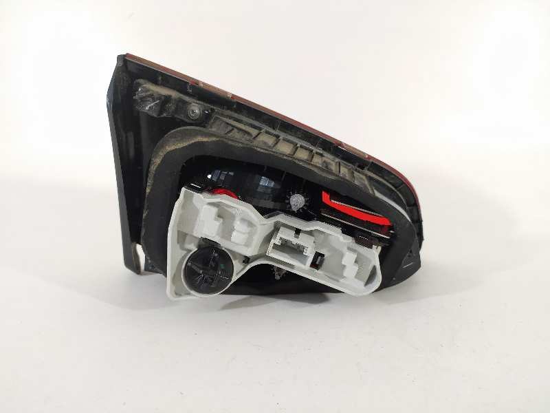 Recambio de piloto trasero derecho para volkswagen golf vii lim. edition bluemotion referencia OEM IAM 5G0945094AC  