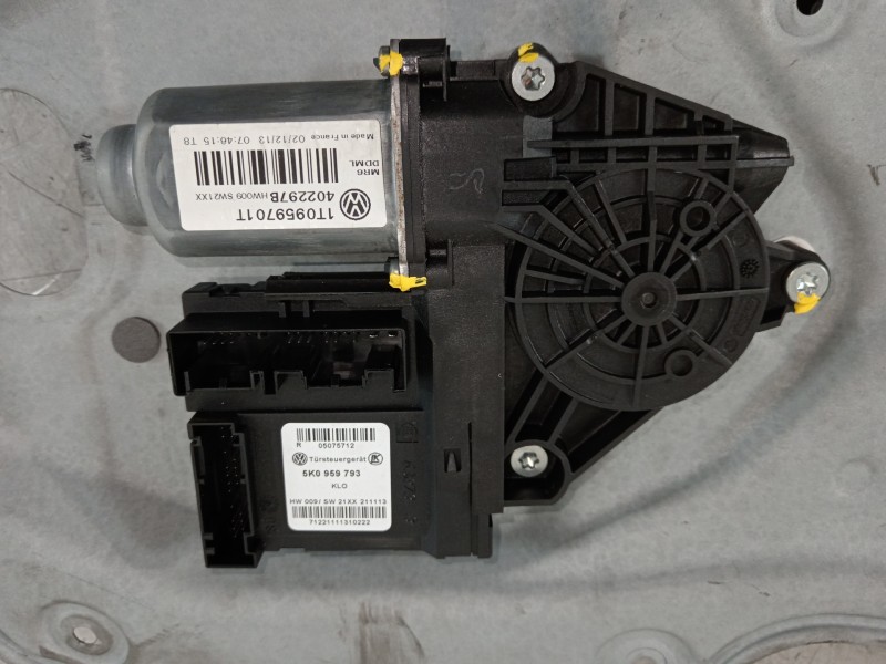 Recambio de elevalunas delantero izquierdo para volkswagen caddy ka/kb (2c) comfortline bluemotion referencia OEM IAM 1T0837755M