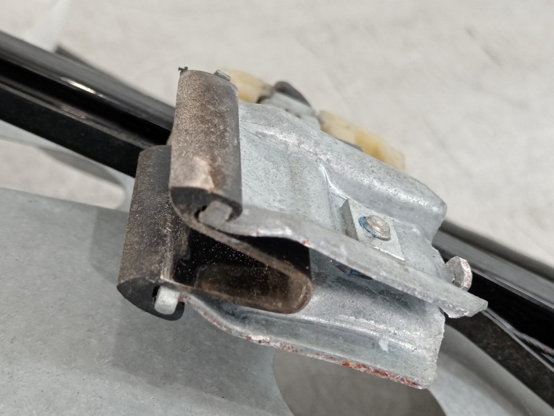 Recambio de elevalunas delantero izquierdo para volkswagen caddy ka/kb (2c) comfortline bluemotion referencia OEM IAM 1T0837755M