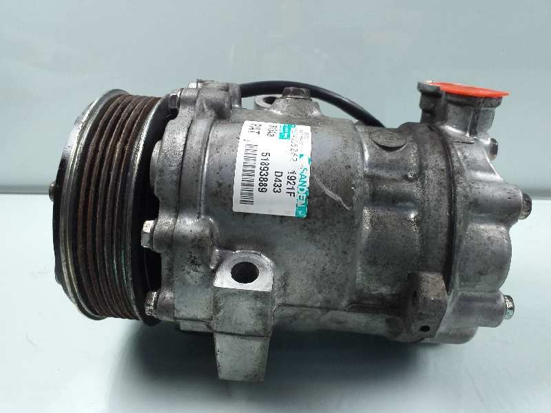 Recambio de compresor aire acondicionado para opel combo d expression l1h1 referencia OEM IAM 51893889  