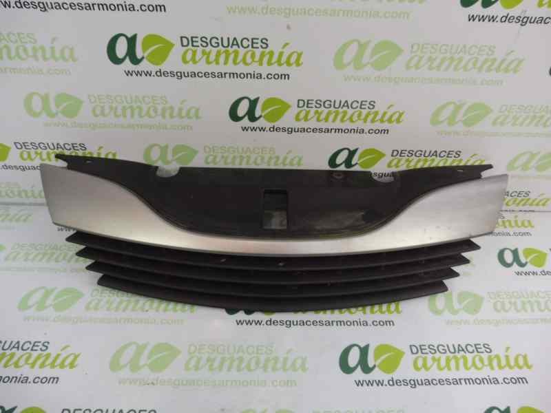 Recambio de rejilla delantera para renault laguna ii (bg0) expression referencia OEM IAM 8200390126  