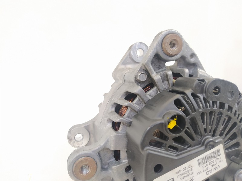 Recambio de alternador para seat ibiza (kj1) reference referencia OEM IAM 04E903015  