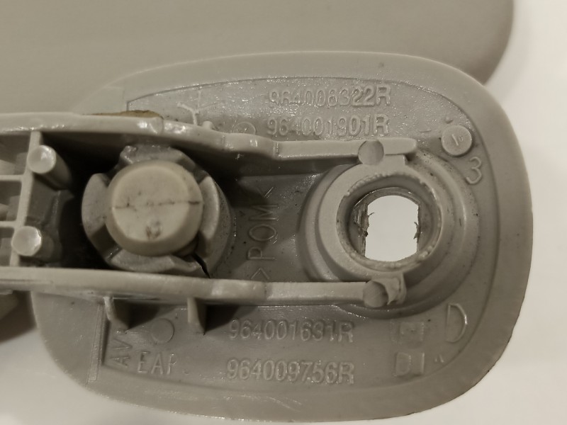 Recambio de parasol derecho para dacia duster ambiance 4x2 referencia OEM IAM 964001901R 964008322R 964009756R