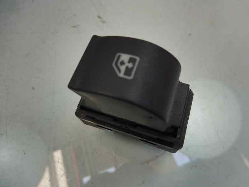 Recambio de mando elevalunas delantero derecho para opel combo d expression l1h1 referencia OEM IAM 30170239  