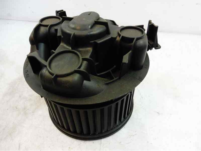 Recambio de ventilador calefaccion para nissan micra (k12e) acenta referencia OEM IAM F667217D GMVP1MMCH 