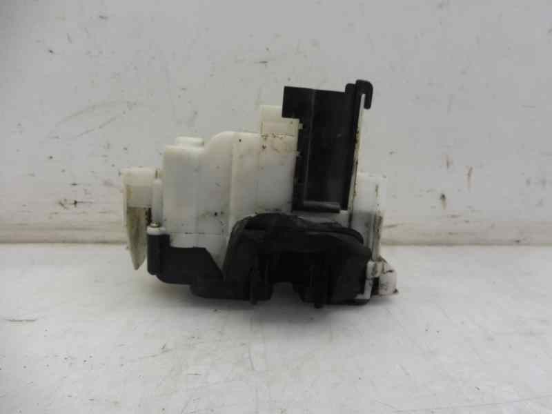 Recambio de cerradura puerta trasera derecha para opel combo d expression l1h1 referencia OEM IAM X12E16-6TRCLD  