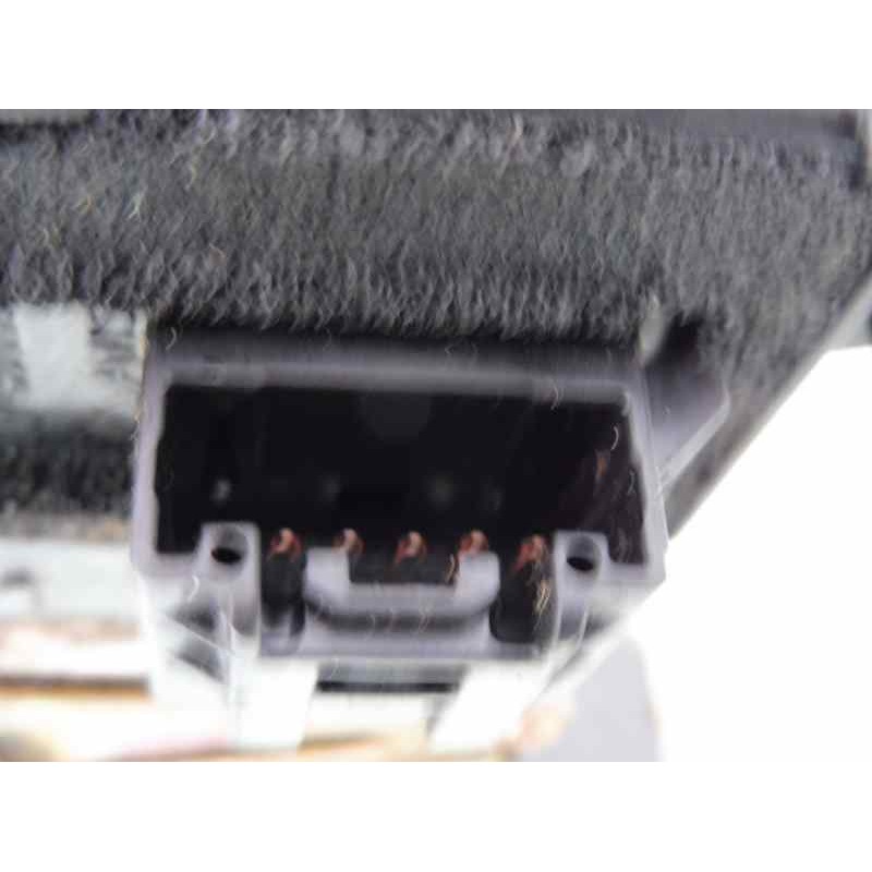 Recambio de cerradura puerta trasera izquierda para mazda 6 berlina (gg) 2.0 crtd 136 active (5-ptas.) referencia OEM IAM A95A97