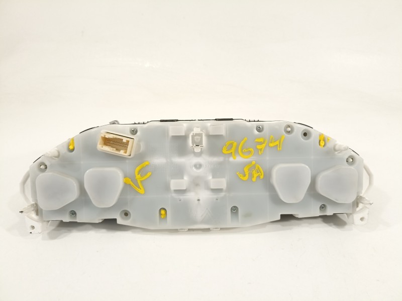 Recambio de cuadro instrumentos para peugeot 2008 (--.2013) active referencia OEM IAM 9822621580  