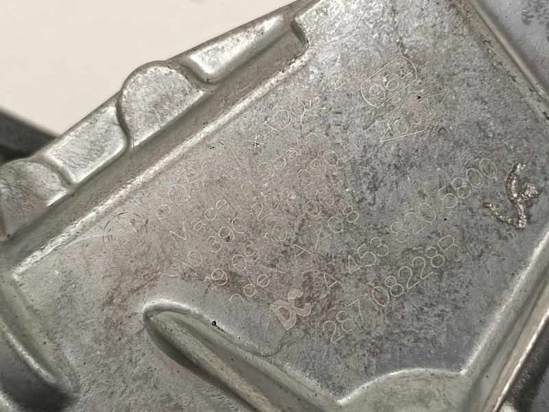 Recambio de motor limpia trasero para renault clio v intens referencia OEM IAM 287108228R A4538205800 