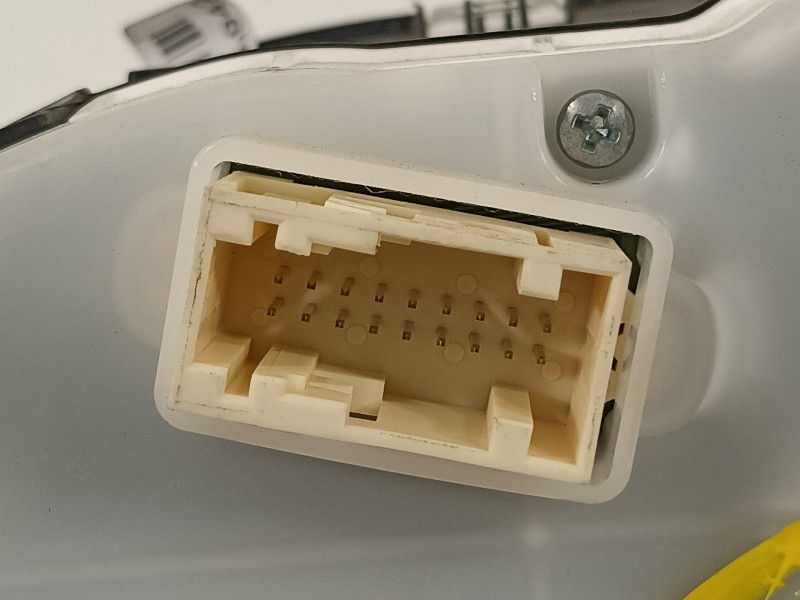 Recambio de cuadro instrumentos para peugeot 2008 (--.2013) active referencia OEM IAM 9822621580  