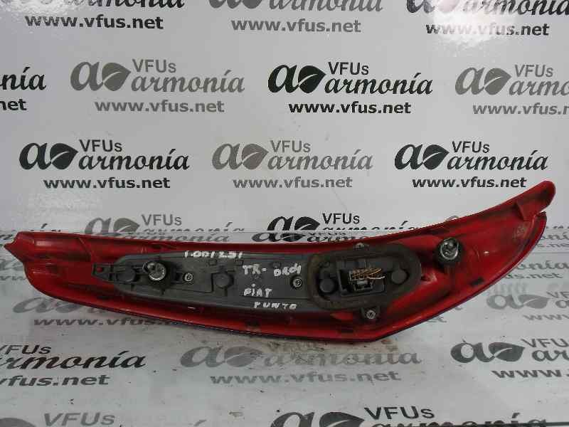 Recambio de piloto trasero derecho para fiat punto berlina (188) 1.2 16v elx referencia OEM IAM 46523769  