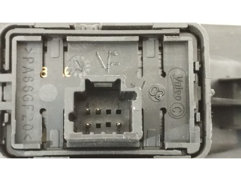 Recambio de mando elevalunas trasero izquierdo para renault laguna iii expression referencia OEM IAM 254010003R  