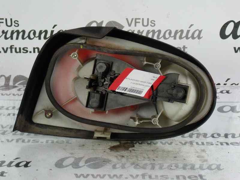 Recambio de piloto trasero izquierdo para renault megane i coach/coupe (da0) 1.6 e (daof) referencia OEM IAM 7701040608  