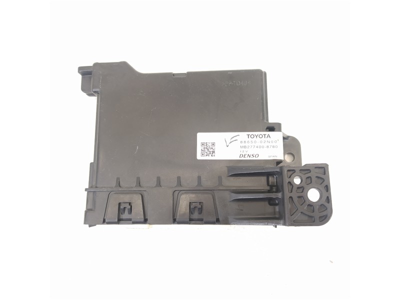 Recambio de modulo electronico para toyota auris hybrid active business plus referencia OEM IAM 8865002N00  