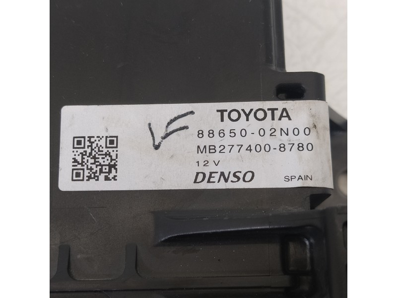 Recambio de modulo electronico para toyota auris hybrid active business plus referencia OEM IAM 8865002N00  
