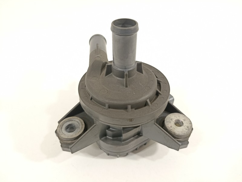 Recambio de bomba agua para toyota auris hybrid active business plus referencia OEM IAM G904052010 21518G111131 