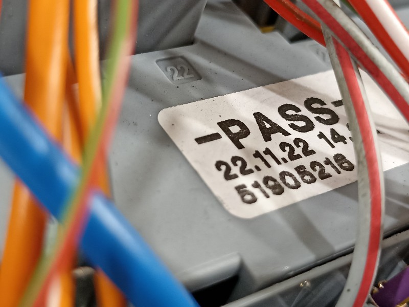 Recambio de caja reles / fusibles para fiat fiorino (2023) fiorino 2252 referencia OEM IAM 51905216  