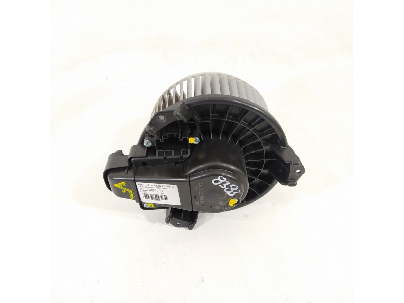 Recambio de ventilador calefaccion para toyota auris hybrid active business plus referencia OEM IAM AV2727008085  