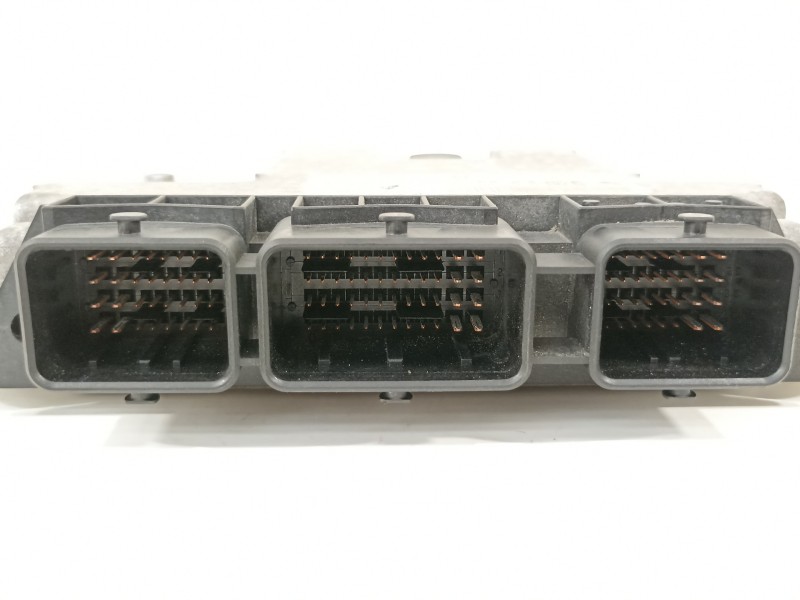 Recambio de centralita motor uce para citroën c4 grand picasso sx referencia OEM IAM 9664617480 281012980 
