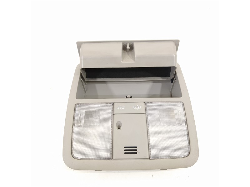 Recambio de luz interior para toyota auris hybrid active business plus referencia OEM IAM 8126002570 2JM011135 