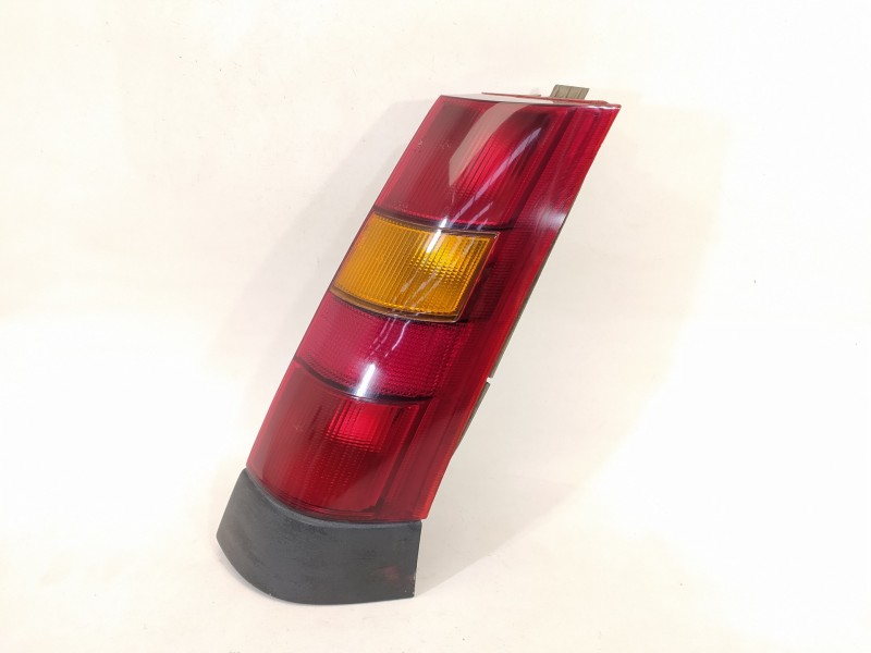 Recambio de piloto trasero derecho para renault 5 básico / l (r 1221) referencia OEM IAM 45057  