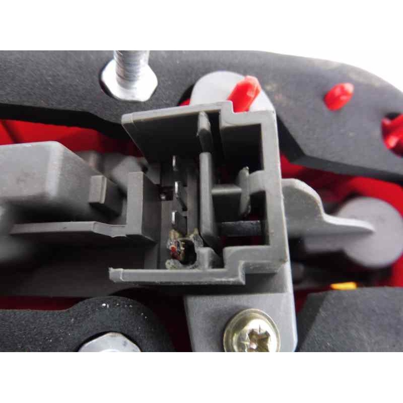 Recambio de piloto trasero derecho para alfa romeo 147 (190) 1.6 t.spark distinctive referencia OEM IAM 46556347 03323010 