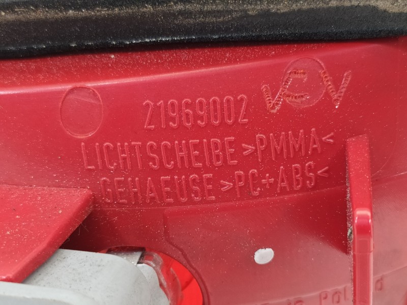 Recambio de piloto trasero izquierdo en porton para audi a4 avant (8k5) (2008) básico quattro referencia OEM IAM 21969002 219601