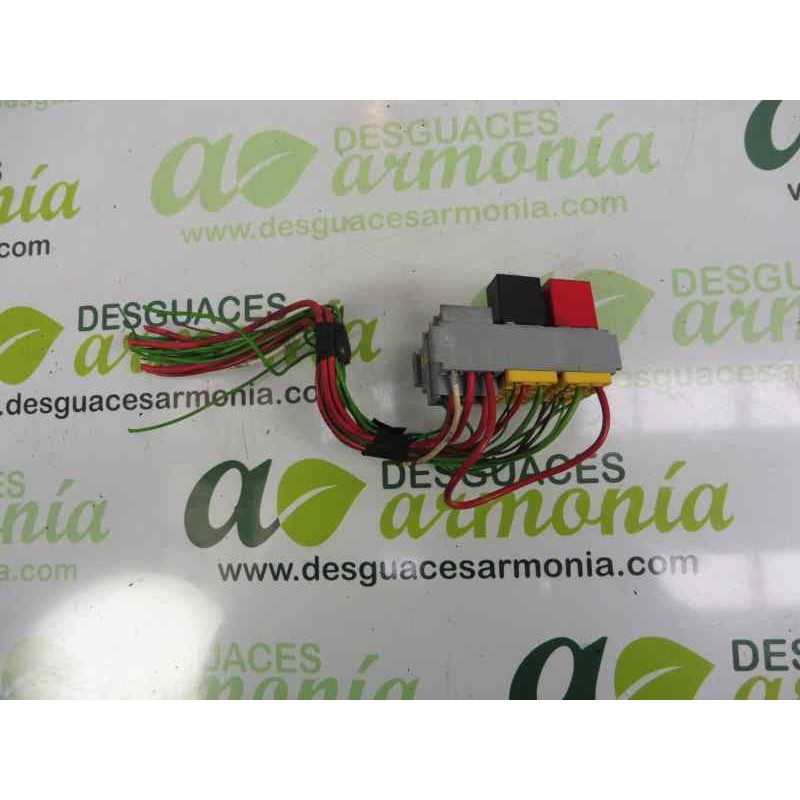 Recambio de caja reles / fusibles para iveco daily ka caja cerrada gran espacio 35s... batalla 3300 referencia OEM IAM   