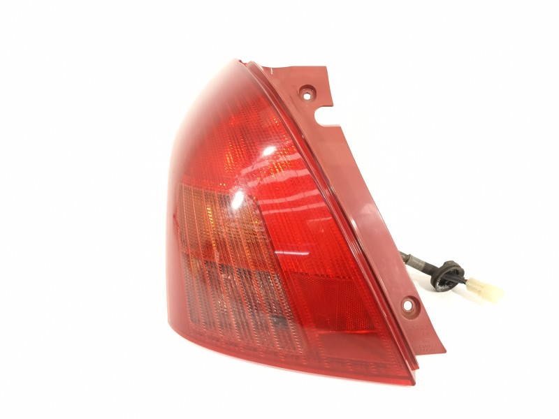 Recambio de piloto trasero izquierdo para suzuki swift berlina (mz) gl (3-ptas.) referencia OEM IAM 3565062J00  