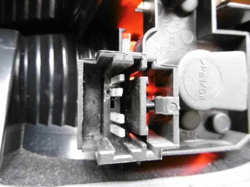 Recambio de piloto trasero izquierdo para renault laguna ii (bg0) referencia OEM IAM 8200002473 23450102 