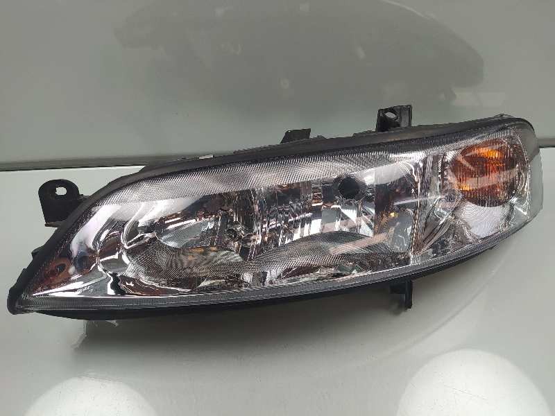 Recambio de faro izquierdo para opel vectra b berlina gl (1999) referencia OEM IAM   
