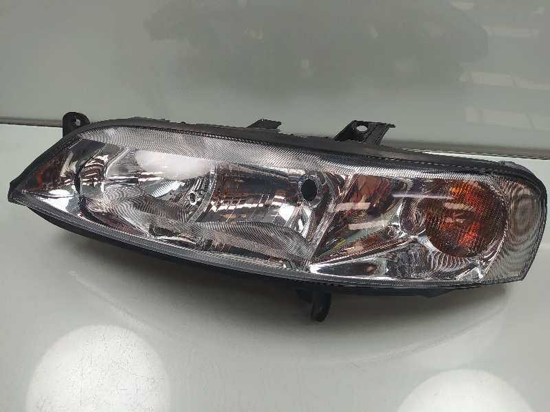 Recambio de faro izquierdo para opel vectra b berlina gl (1999) referencia OEM IAM   