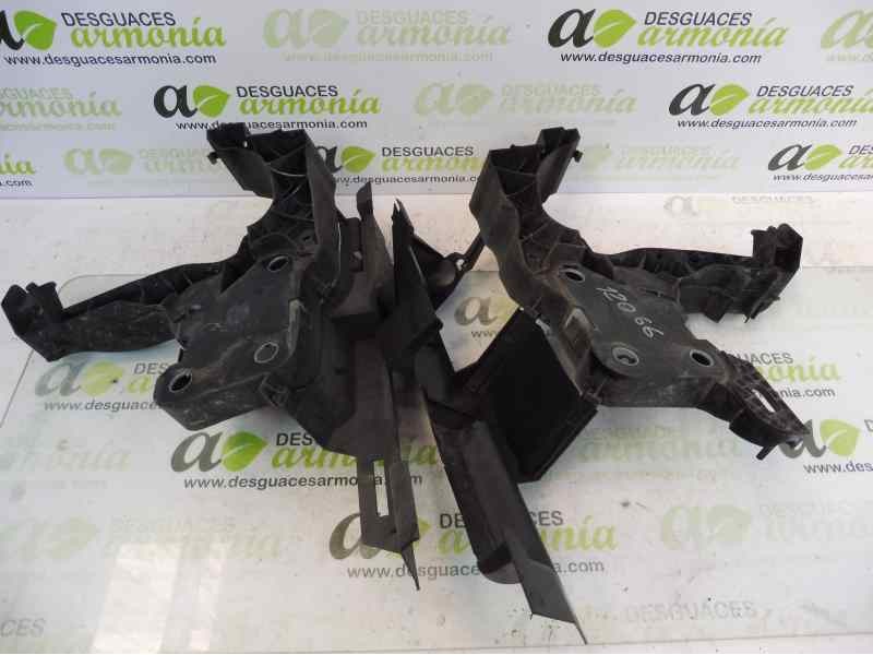 Recambio de panel frontal para renault megane ii classic berlina confort expression referencia OEM IAM   