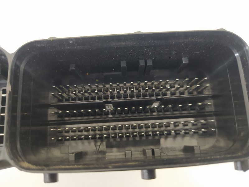 Recambio de centralita motor uce para skoda octavia combi (5e5) 2.0 tdi referencia OEM IAM 04L907309R 0281031056 