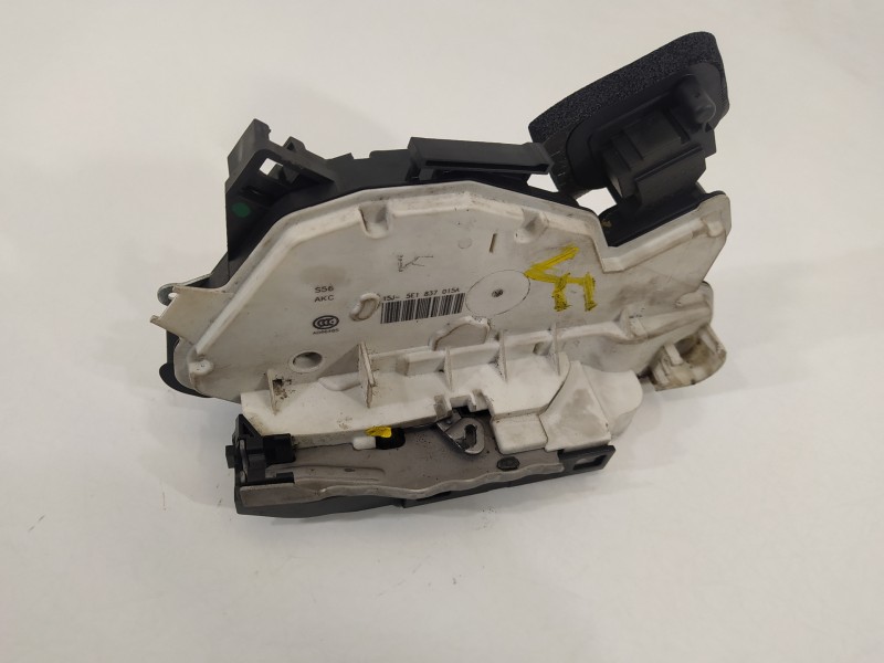 Recambio de cerradura puerta delantera izquierda para skoda octavia combi (5e5) 2.0 tdi referencia OEM IAM 5E1837015A  