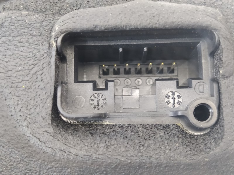 Recambio de cerradura puerta delantera izquierda para skoda octavia combi (5e5) 2.0 tdi referencia OEM IAM 5E1837015A  