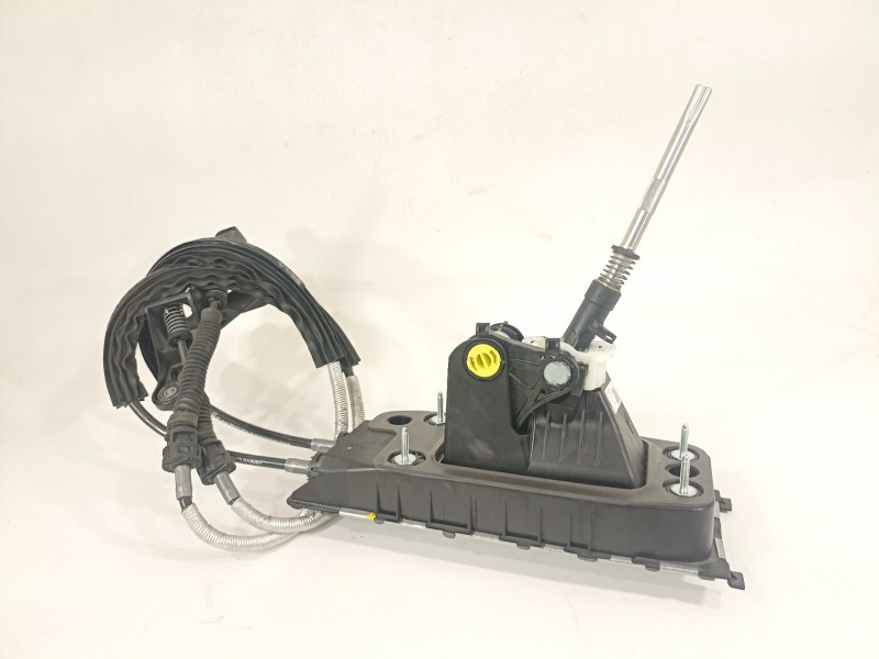 Recambio de palanca cambio para seat ibiza (kj1) reference referencia OEM IAM 2Q0711049J  