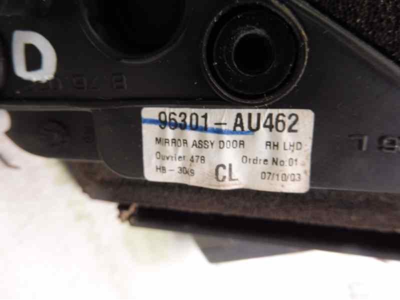 Recambio de retrovisor derecho para nissan primera berlina (p12) acenta referencia OEM IAM 96301AU462  