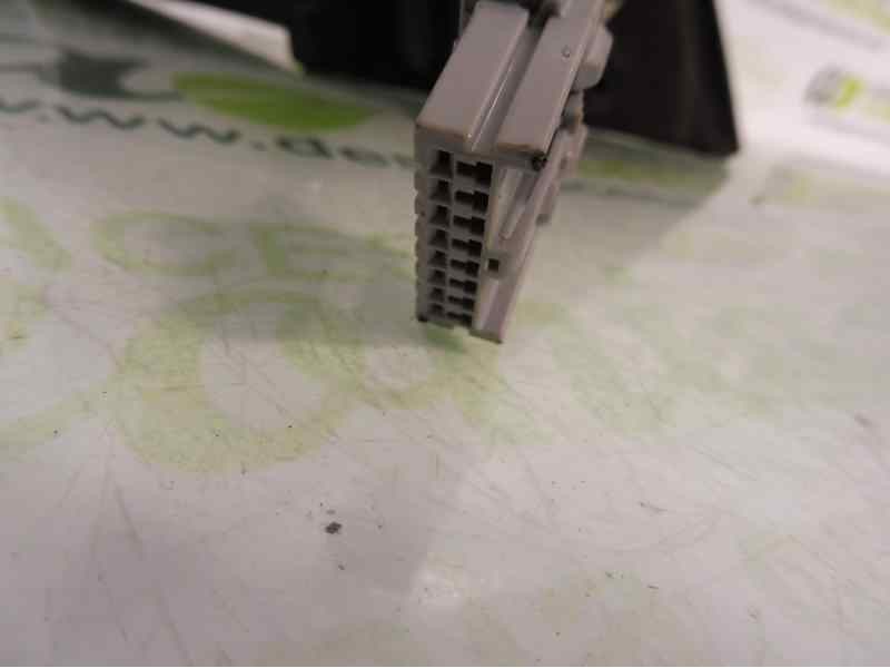 Recambio de retrovisor izquierdo para nissan primera berlina (p12) acenta referencia OEM IAM 96302AU462  