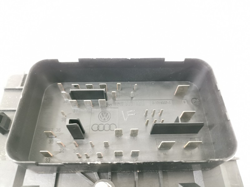 Recambio de caja reles / fusibles para seat leon (1p1) reference referencia OEM IAM 1K0937125  